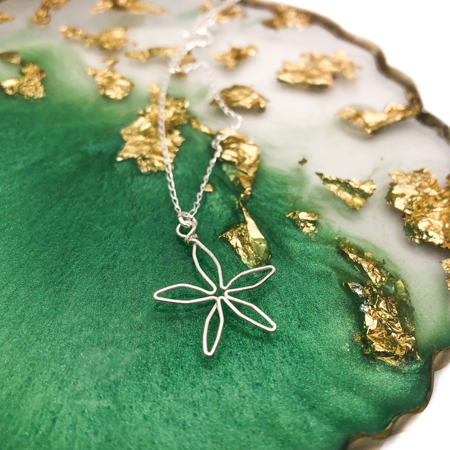 Hand Wired Daisy Pendant Necklace